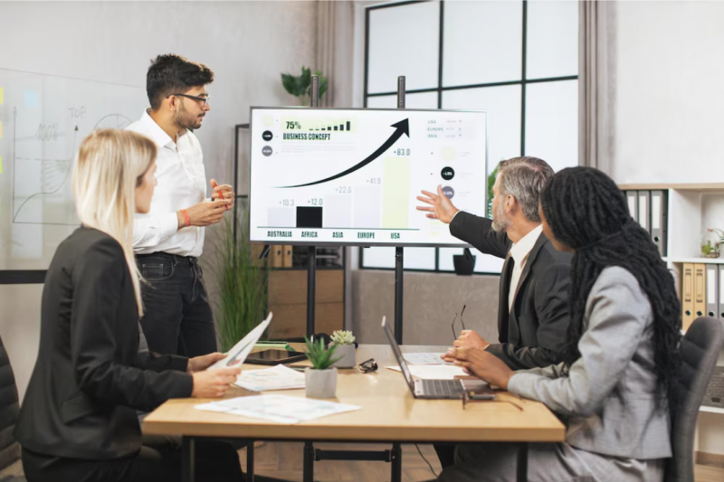 Automatização de processos de vendas: Como otimizar sua equipe comercial Automatização de processos de vendas: Como otimizar sua equipe comercial